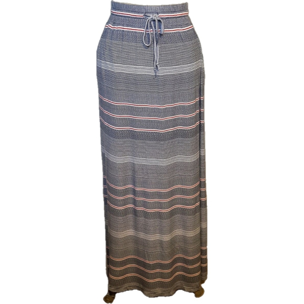 Soft Striped Gray and Red Maxi Skirt With Pockets